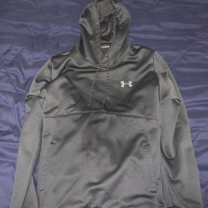 Men’s under Armour hoodie